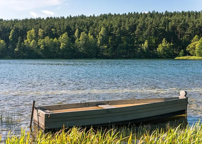 Dworek Kaszubski * غولوبي